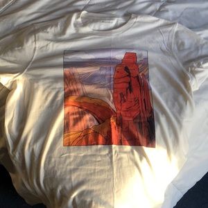 Brand new Never worn old navy t-shirt